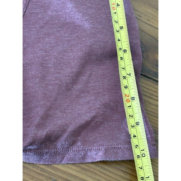 REI Women’s Medium V-neck Burgundy Tshirt Athletic Performance Hiking Outdoors - Picture 9 of 10